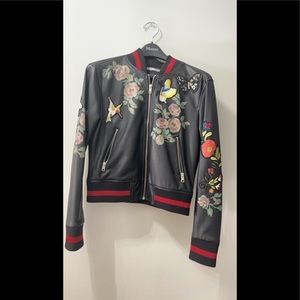 Dex can leather jacket.